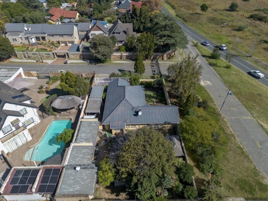 2 Bedroom Property for Sale in Linmeyer Gauteng
