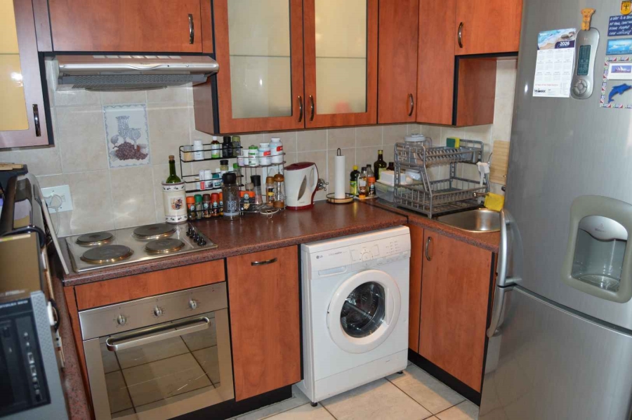 2 Bedroom Property for Sale in New Redruth Gauteng