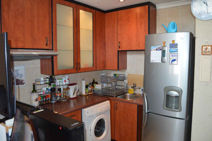 2 Bedroom Property for Sale in New Redruth Gauteng