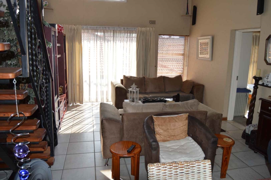 2 Bedroom Property for Sale in New Redruth Gauteng