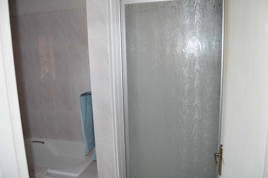 2 Bedroom Property for Sale in New Redruth Gauteng
