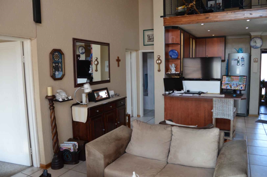2 Bedroom Property for Sale in New Redruth Gauteng