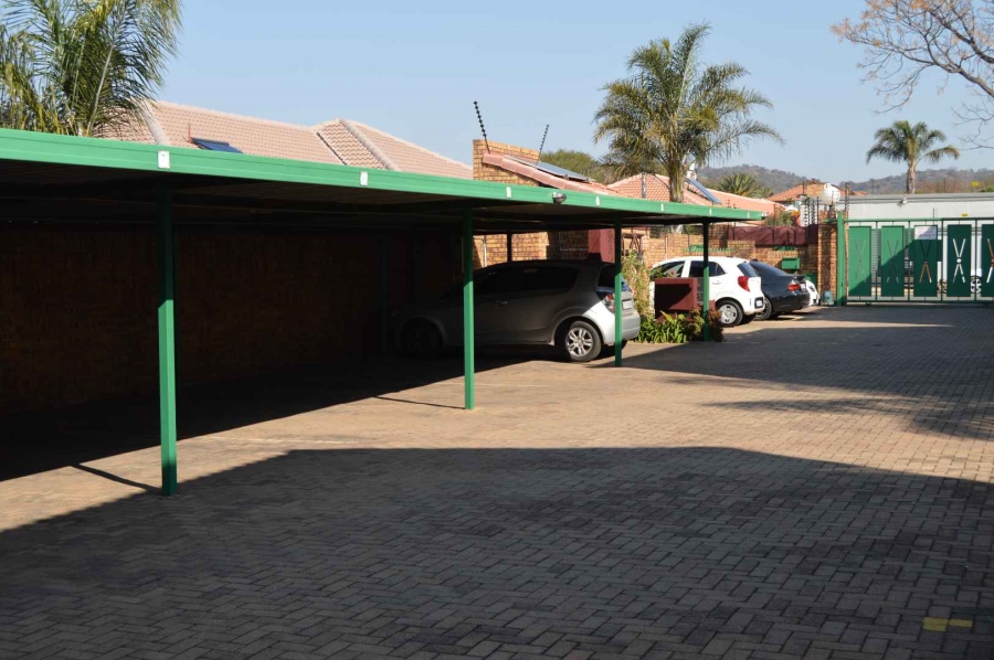 2 Bedroom Property for Sale in New Redruth Gauteng