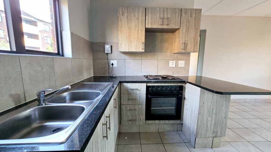 2 Bedroom Property for Sale in La Montagne Gauteng