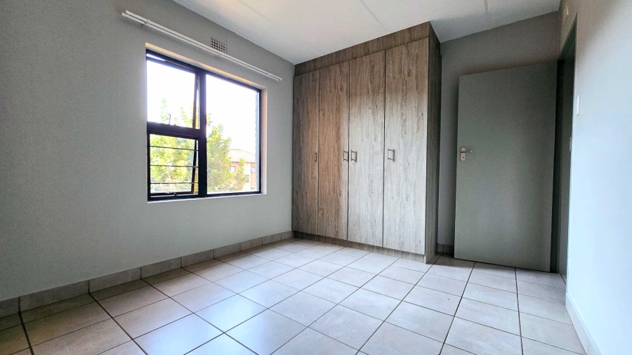 2 Bedroom Property for Sale in La Montagne Gauteng