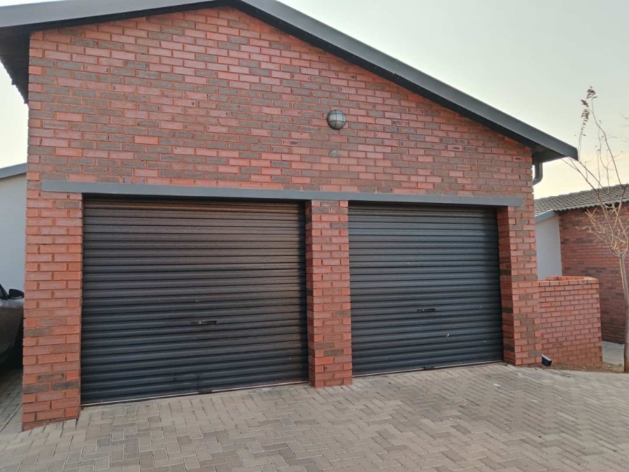 3 Bedroom Property for Sale in Akasia Gauteng