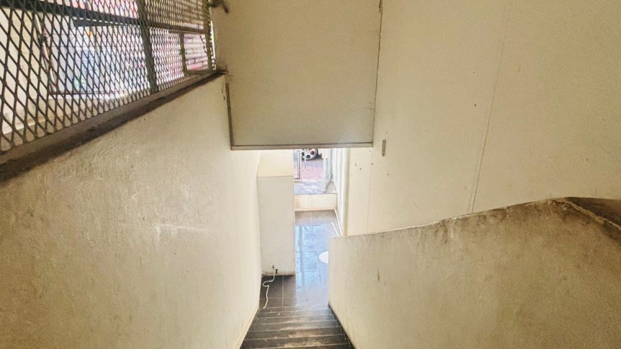 To Let Commercial Property for Rent in Johannesburg Central Gauteng