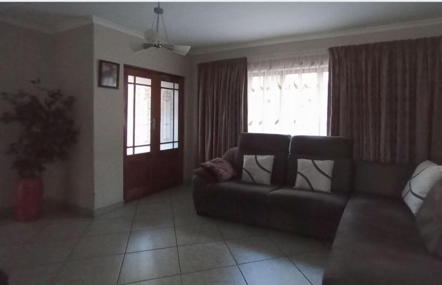 3 Bedroom Property for Sale in Ninapark Gauteng