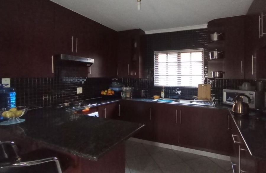 3 Bedroom Property for Sale in Ninapark Gauteng