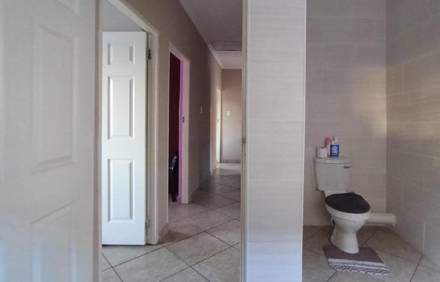3 Bedroom Property for Sale in Ninapark Gauteng