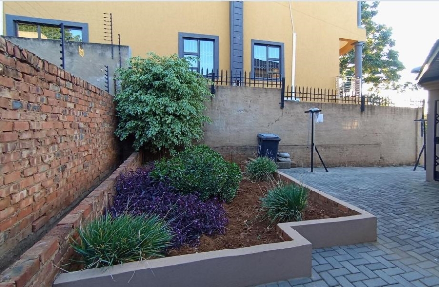3 Bedroom Property for Sale in Ninapark Gauteng