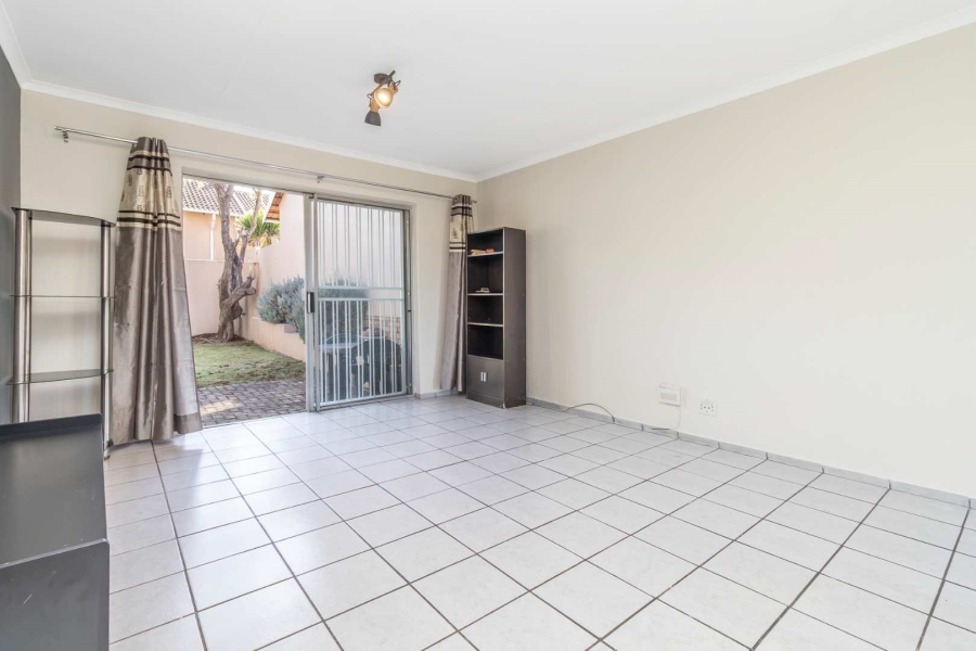 1 Bedroom Property for Sale in Northwold Gauteng