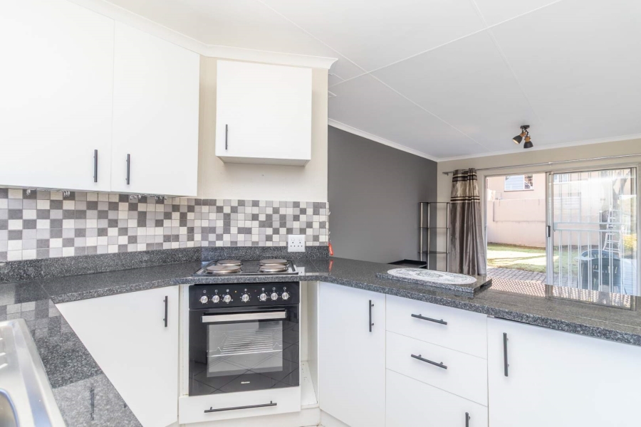 1 Bedroom Property for Sale in Northwold Gauteng