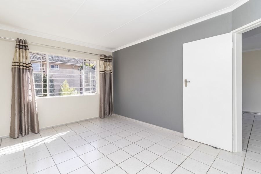 1 Bedroom Property for Sale in Northwold Gauteng