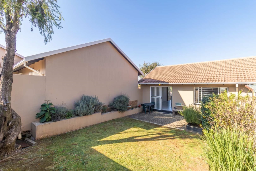 1 Bedroom Property for Sale in Northwold Gauteng