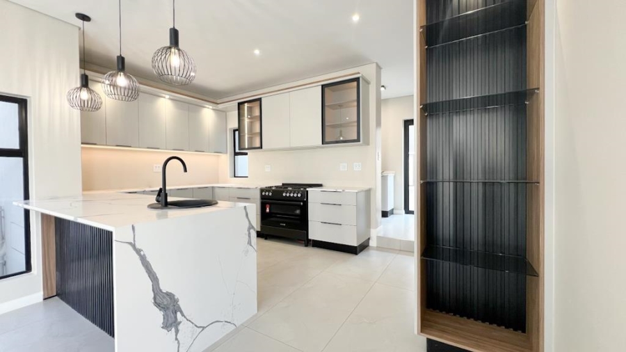 4 Bedroom Property for Sale in Fountainbrook Estate Gauteng
