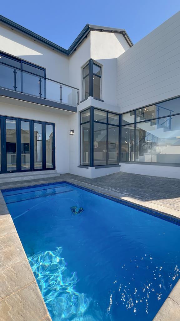 4 Bedroom Property for Sale in Fountainbrook Estate Gauteng