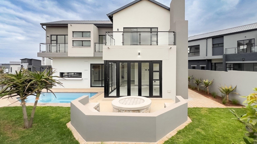 4 Bedroom Property for Sale in Fountainbrook Estate Gauteng