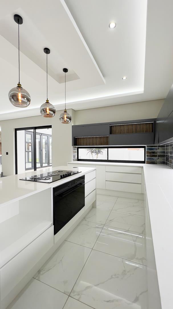 4 Bedroom Property for Sale in Fountainbrook Estate Gauteng