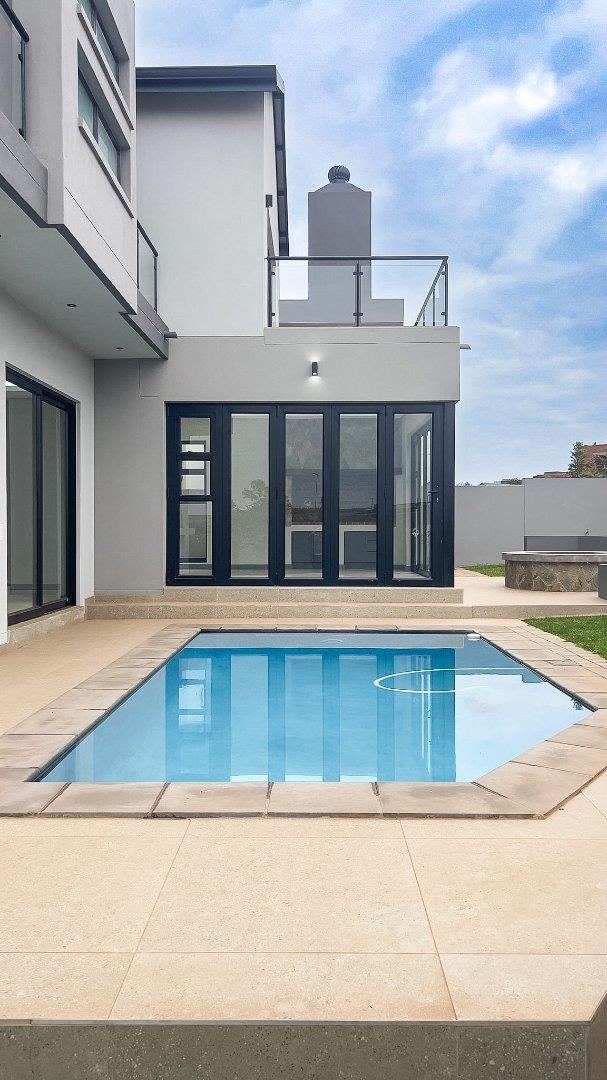 4 Bedroom Property for Sale in Fountainbrook Estate Gauteng