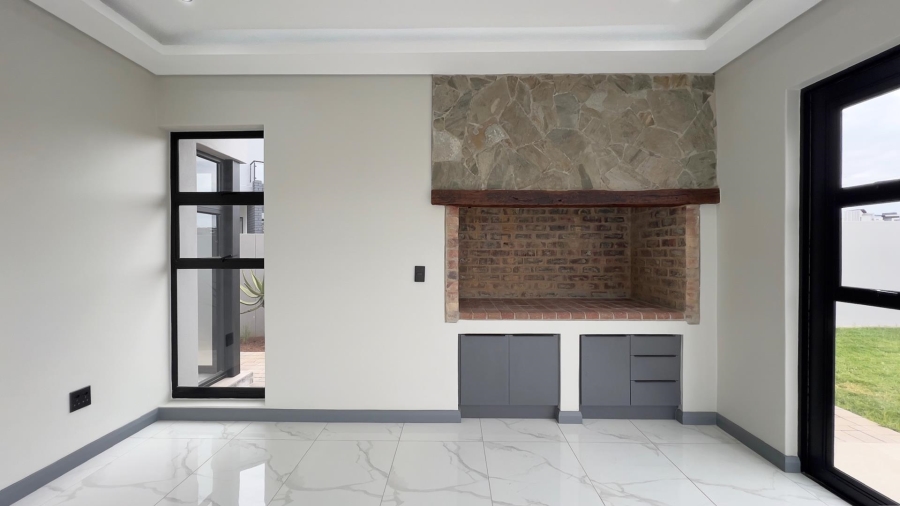 4 Bedroom Property for Sale in Fountainbrook Estate Gauteng