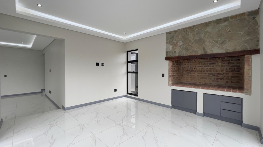 4 Bedroom Property for Sale in Fountainbrook Estate Gauteng