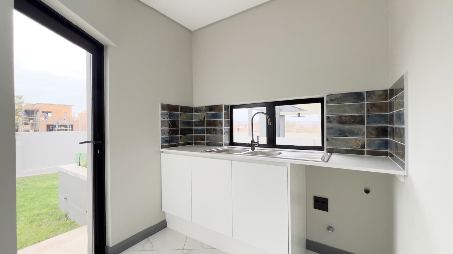 4 Bedroom Property for Sale in Fountainbrook Estate Gauteng