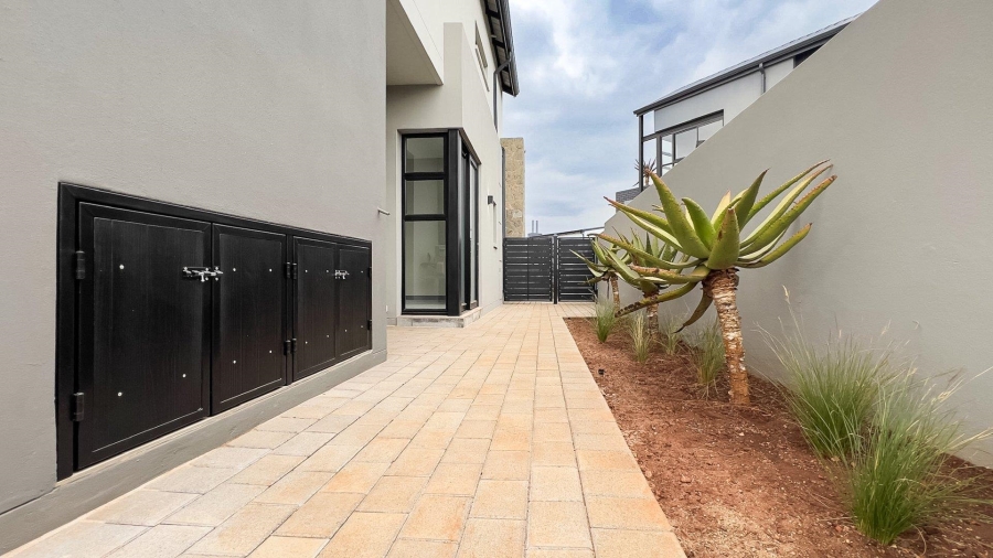 4 Bedroom Property for Sale in Fountainbrook Estate Gauteng