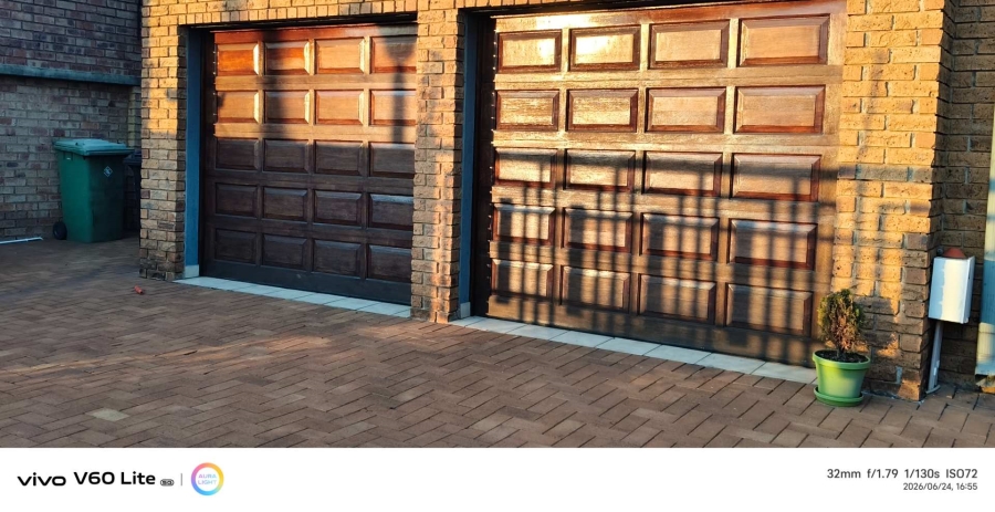 3 Bedroom Property for Sale in Meyersdal Gauteng