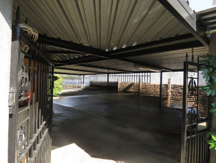 4 Bedroom Property for Sale in Florentia Gauteng