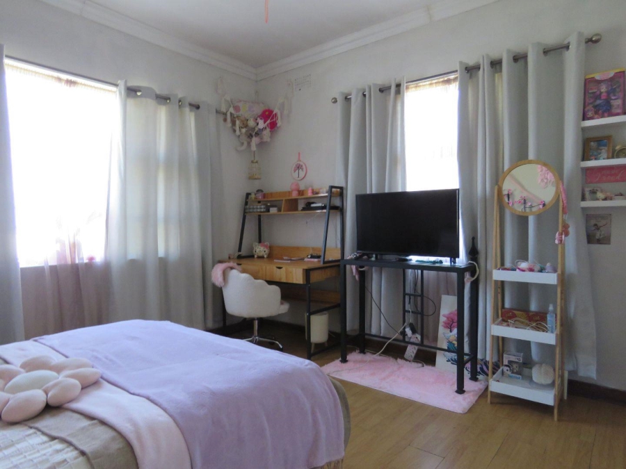4 Bedroom Property for Sale in Florentia Gauteng