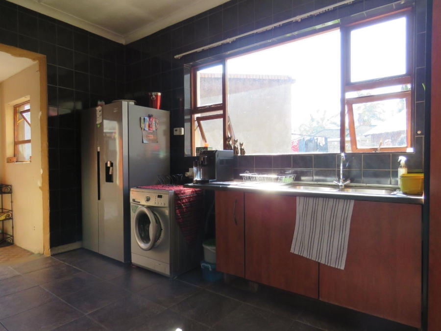 4 Bedroom Property for Sale in Florentia Gauteng