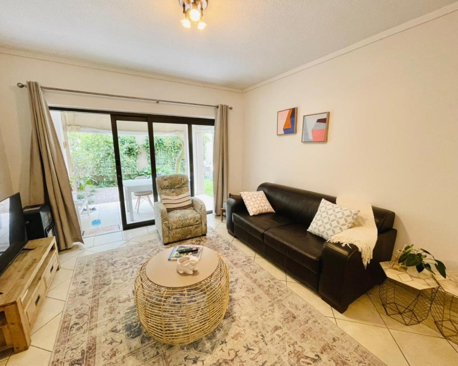 To Let 2 Bedroom Property for Rent in Douglasdale Gauteng