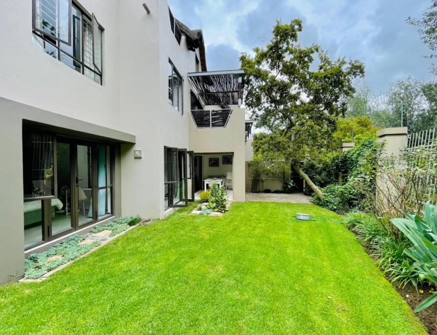 To Let 2 Bedroom Property for Rent in Douglasdale Gauteng