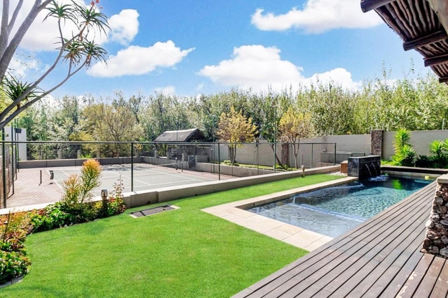 To Let 2 Bedroom Property for Rent in Douglasdale Gauteng