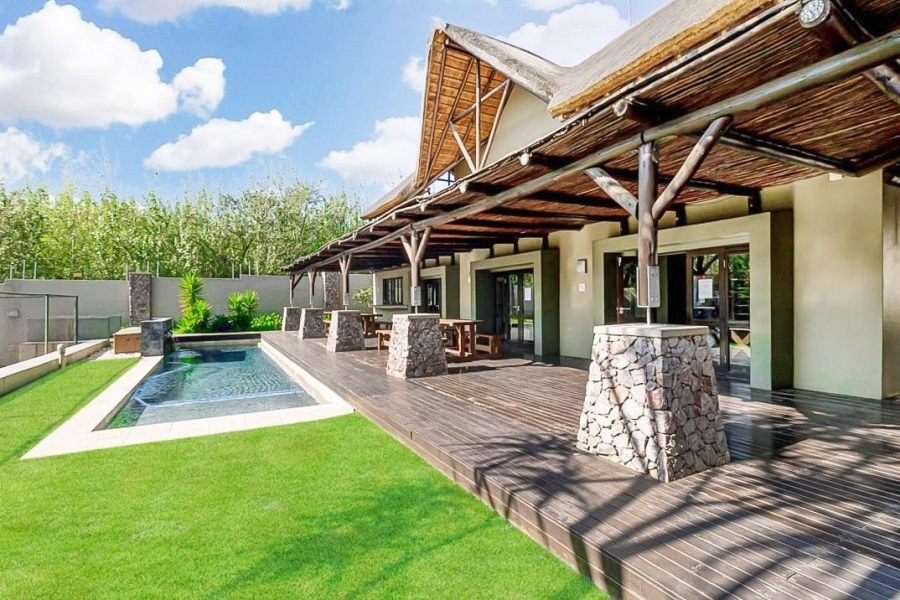 To Let 2 Bedroom Property for Rent in Douglasdale Gauteng
