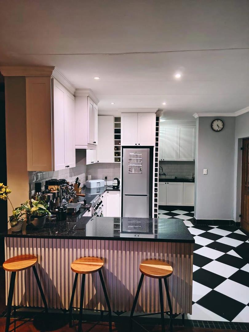 4 Bedroom Property for Sale in Riviera Gauteng