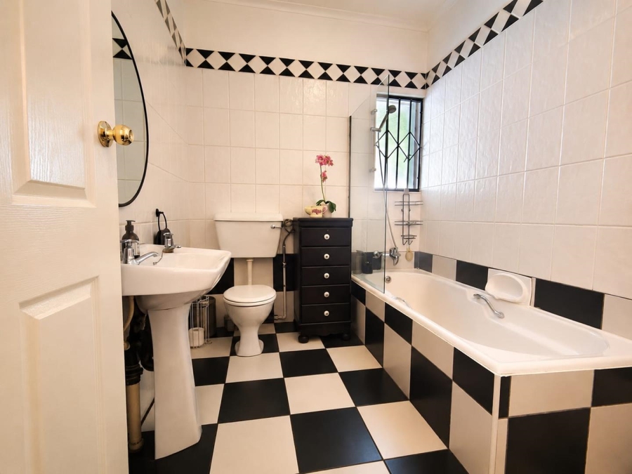 4 Bedroom Property for Sale in Riviera Gauteng