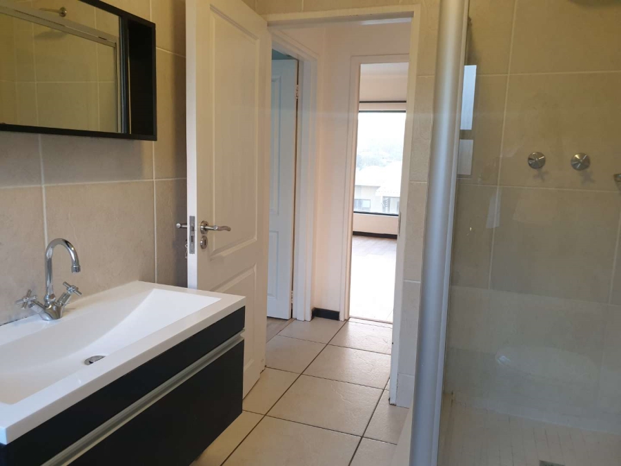 2 Bedroom Property for Sale in Glenvista Gauteng
