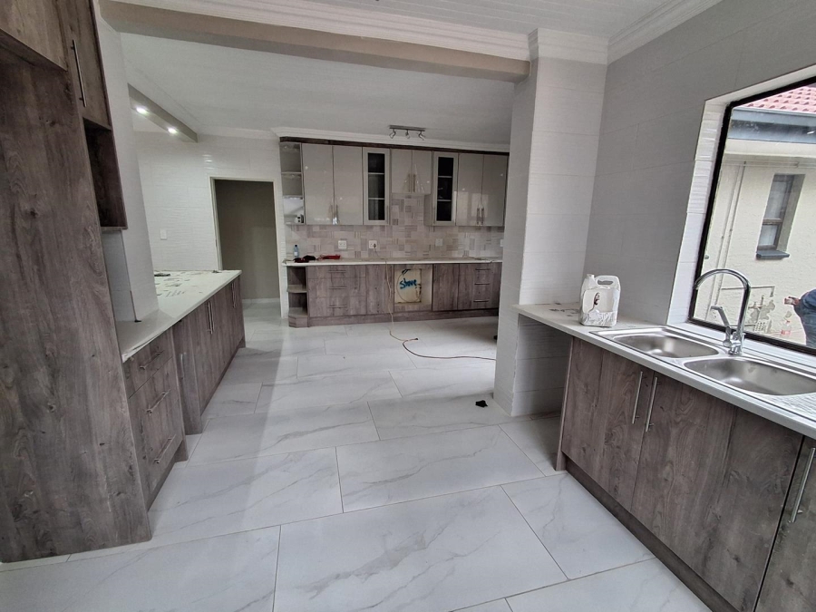3 Bedroom Property for Sale in Risiville Gauteng