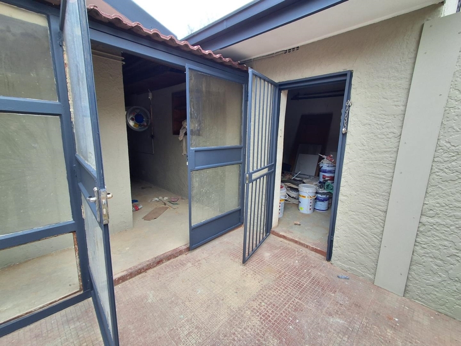 3 Bedroom Property for Sale in Risiville Gauteng