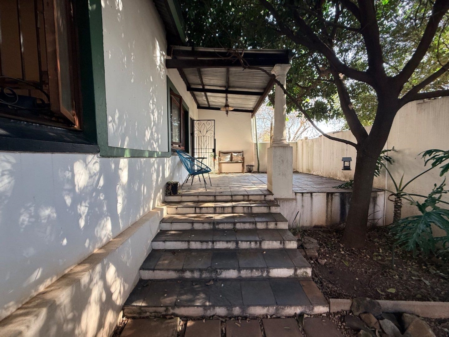 2 Bedroom Property for Sale in Westdene Gauteng