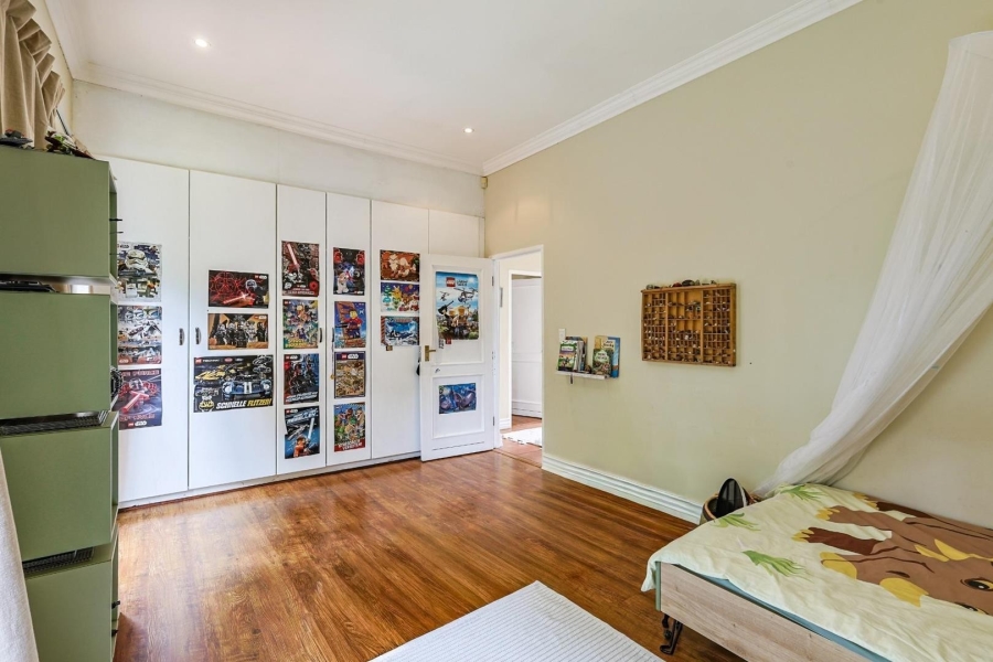To Let 5 Bedroom Property for Rent in Silver Lakes Gauteng