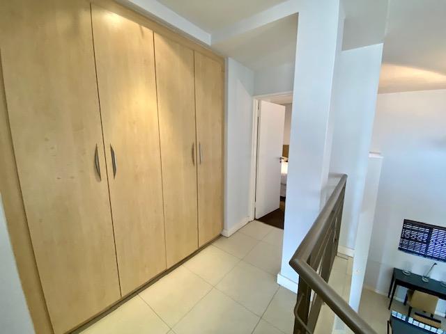 2 Bedroom Property for Sale in Morningside Gauteng