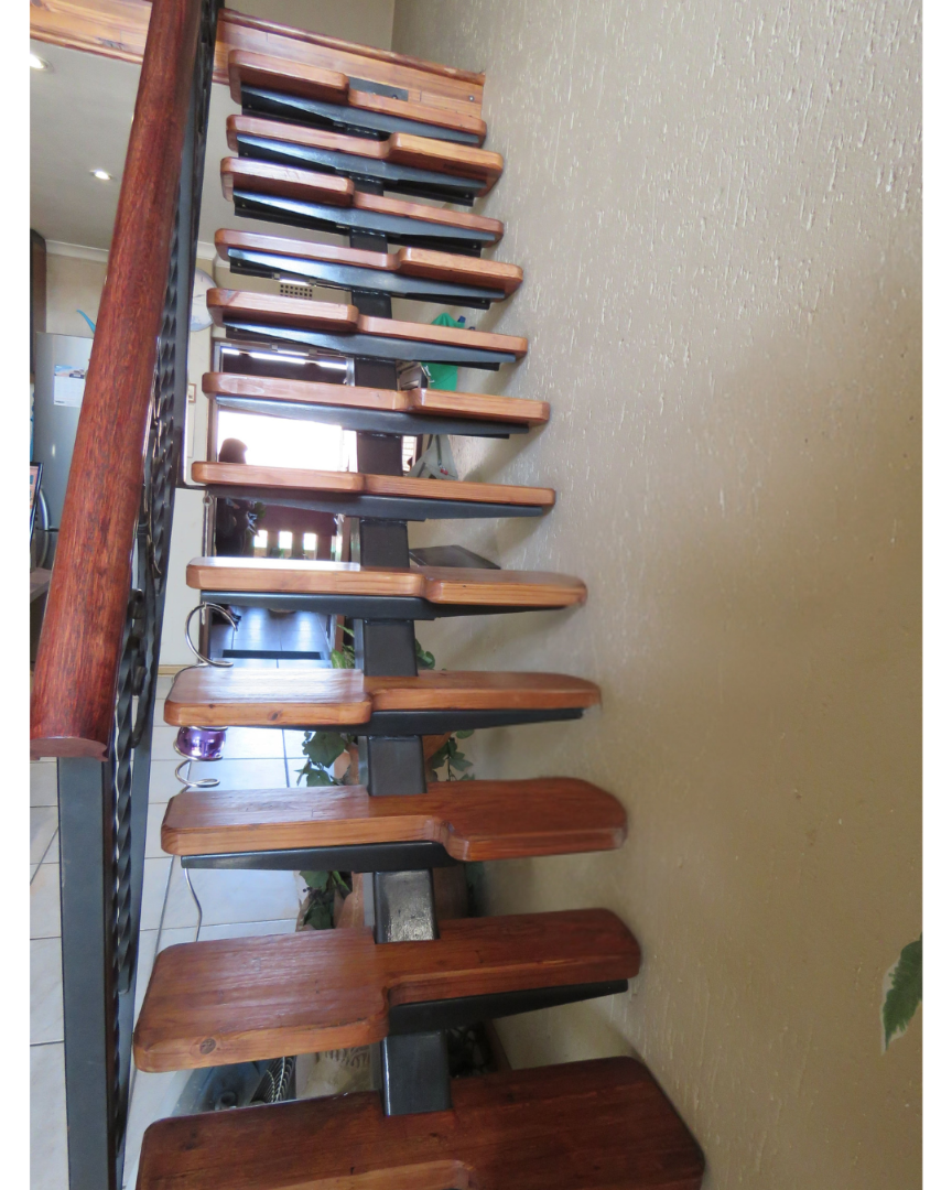 2 Bedroom Property for Sale in New Redruth Gauteng