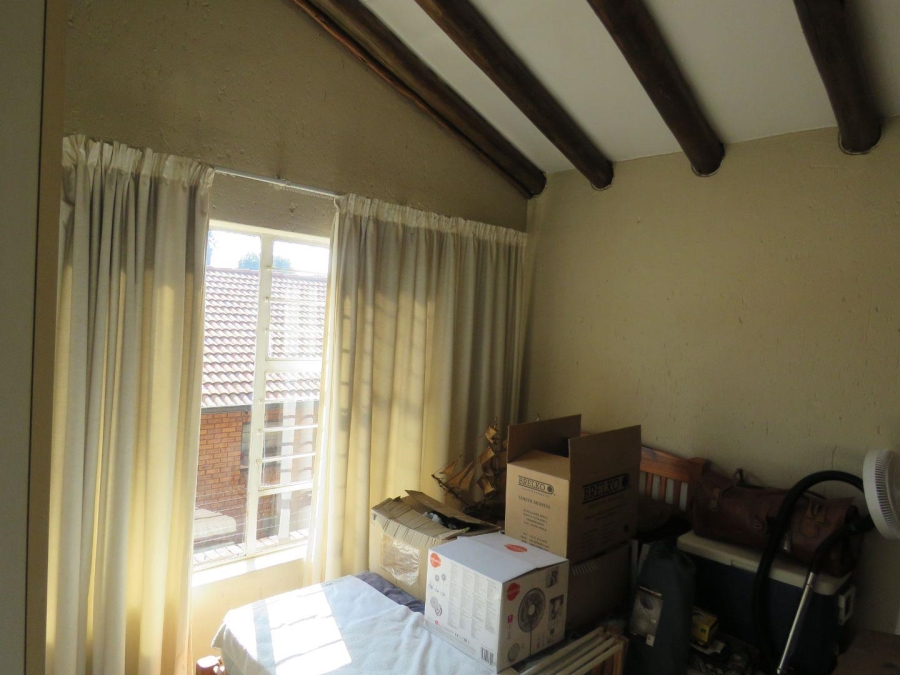 2 Bedroom Property for Sale in New Redruth Gauteng
