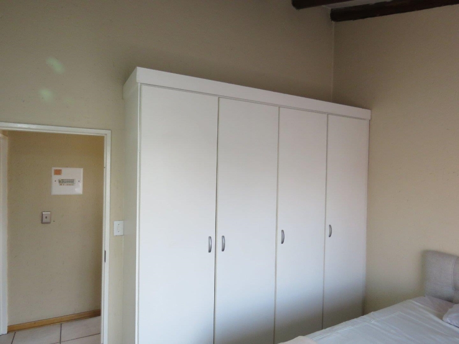 2 Bedroom Property for Sale in New Redruth Gauteng