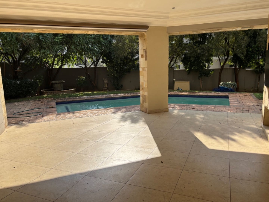 To Let 3 Bedroom Property for Rent in Lombardy Estate Gauteng