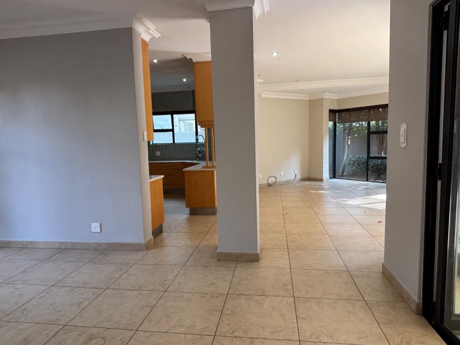 To Let 3 Bedroom Property for Rent in Lombardy Estate Gauteng