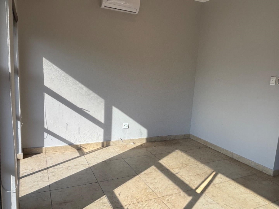 To Let 3 Bedroom Property for Rent in Lombardy Estate Gauteng